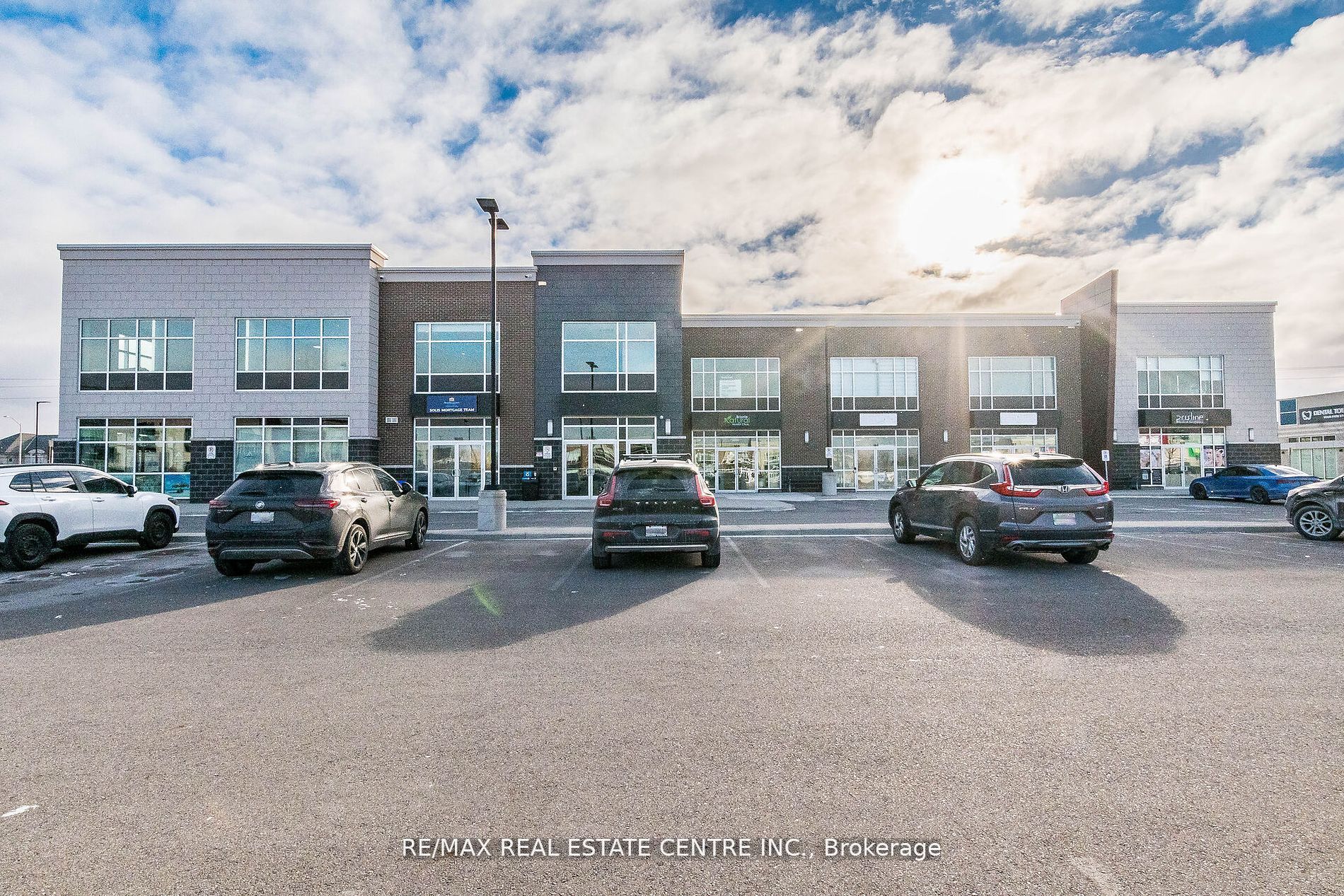 #209 - 3495 Rebecca Street Property Photo 6