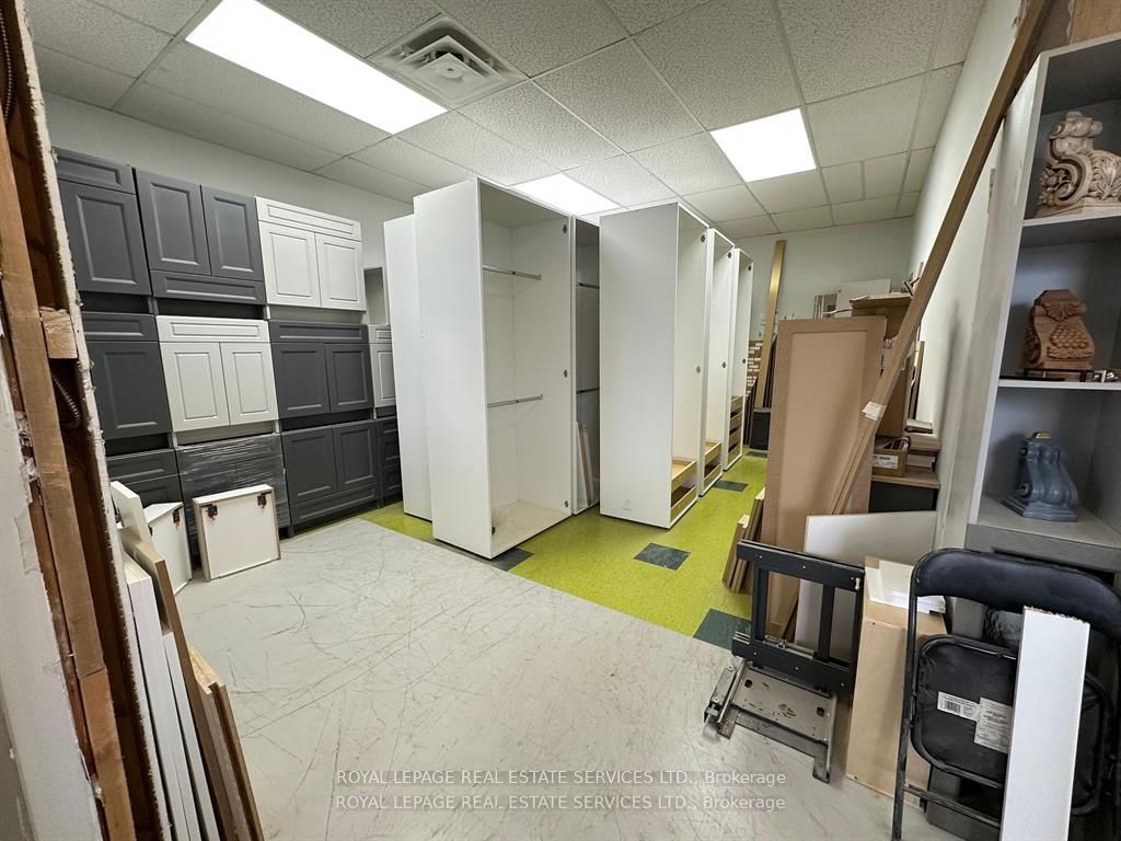 3279 Lenworth Drive A Property Photo 11