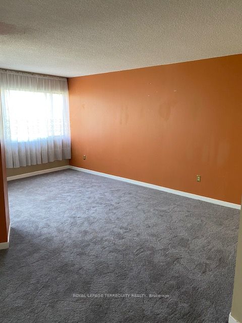 #604 - 50 Elm Drive Property Photo 12