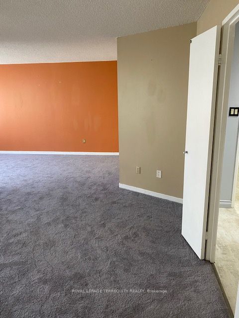#604 - 50 Elm Drive Property Photo 14