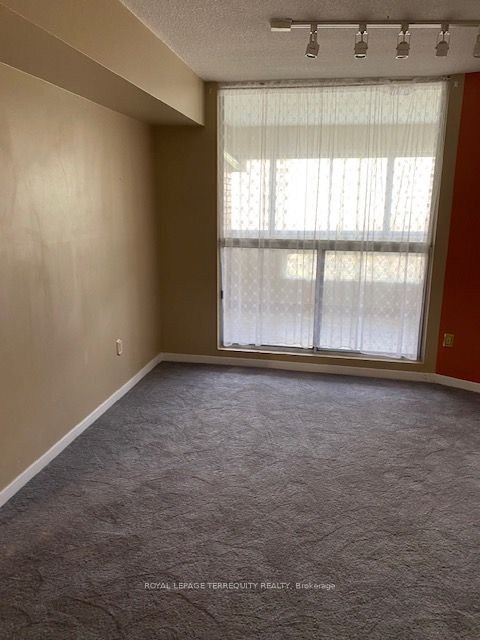 #604 - 50 Elm Drive Property Photo 21