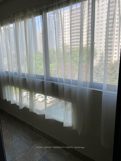 #604 - 50 Elm Drive Property Photo 26
