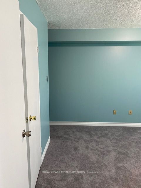 #604 - 50 Elm Drive Property Photo 32