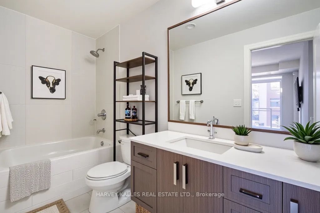 1575 Lakeshore Road W 366 Property Photo 8