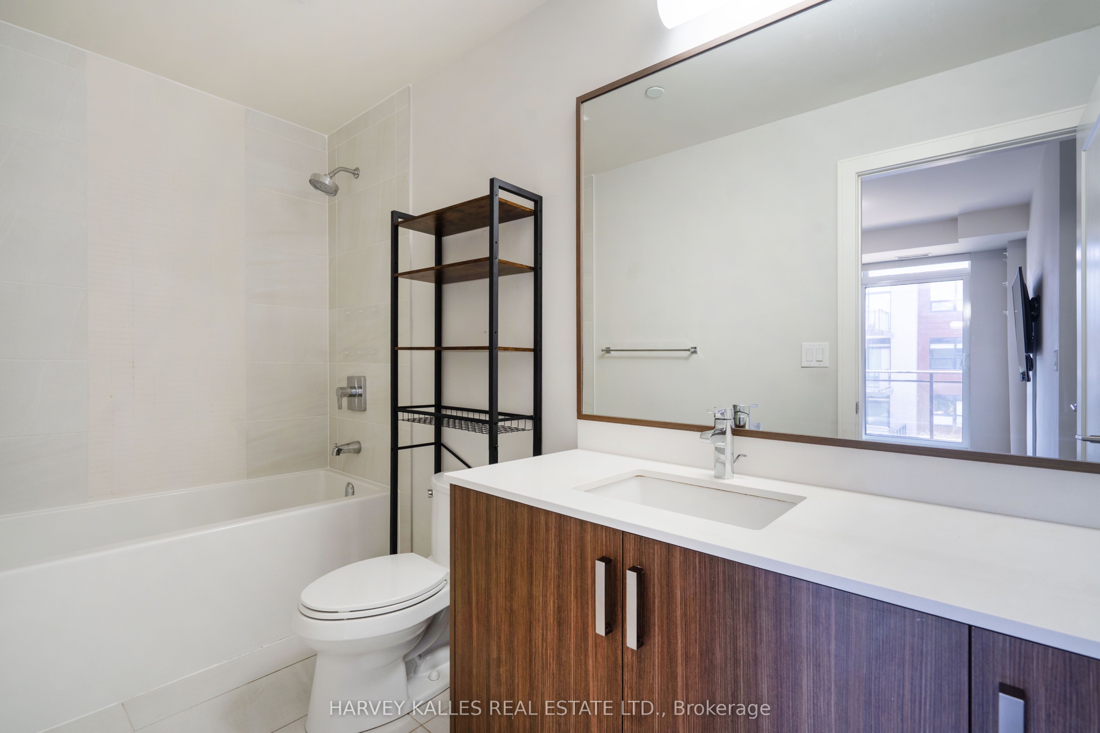 1575 Lakeshore Road W 366 Property Photo 37