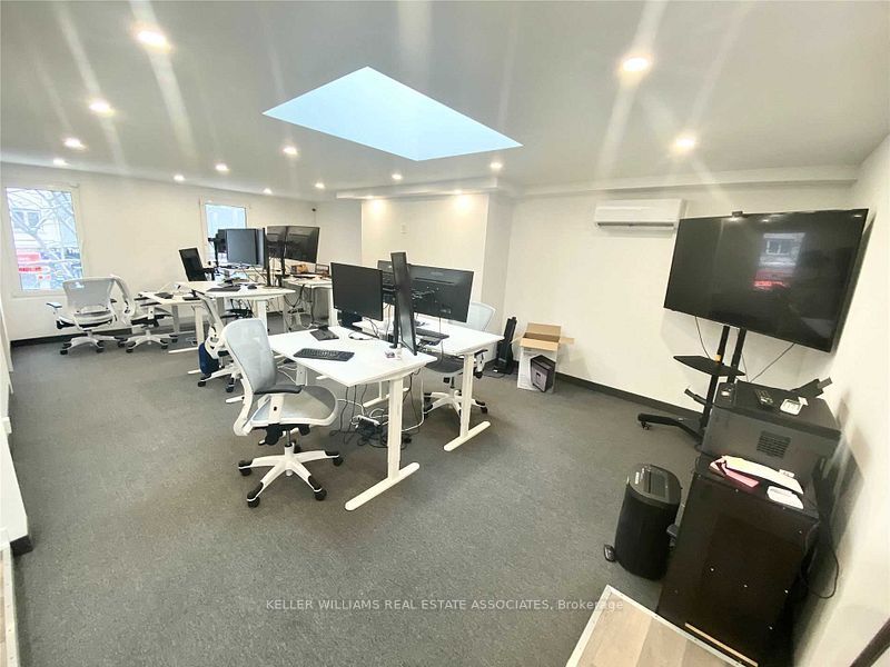 #second Floor - 82 Lakeshore Road Property Photo 10
