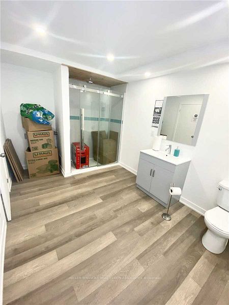 #second Floor - 82 Lakeshore Road Property Photo 12