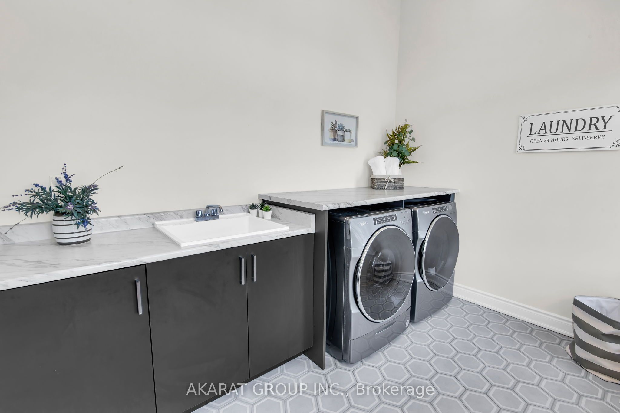 1164 Stag Hollow Property Photo 44