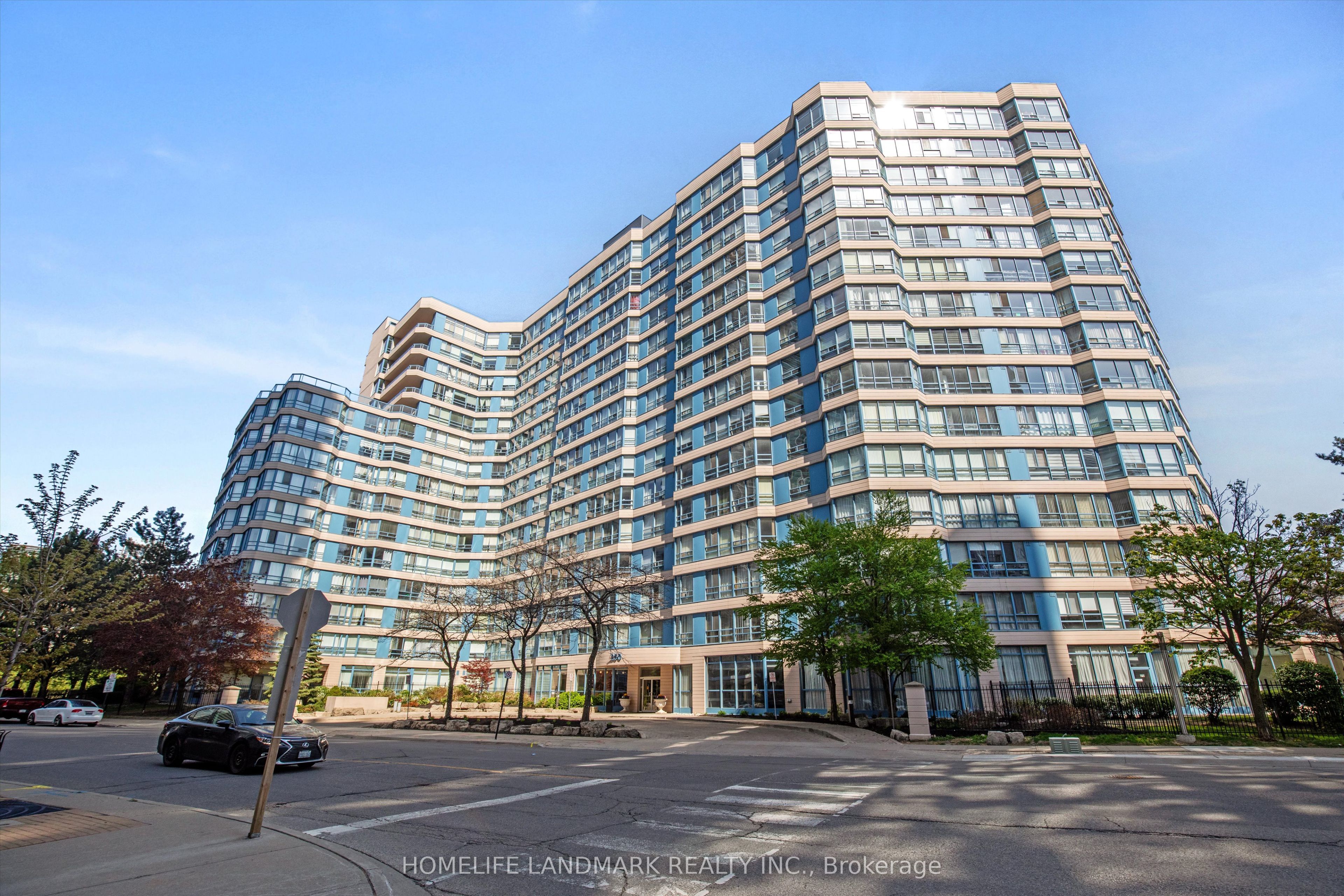 #704 - 250 Webb Drive Property Photo 1