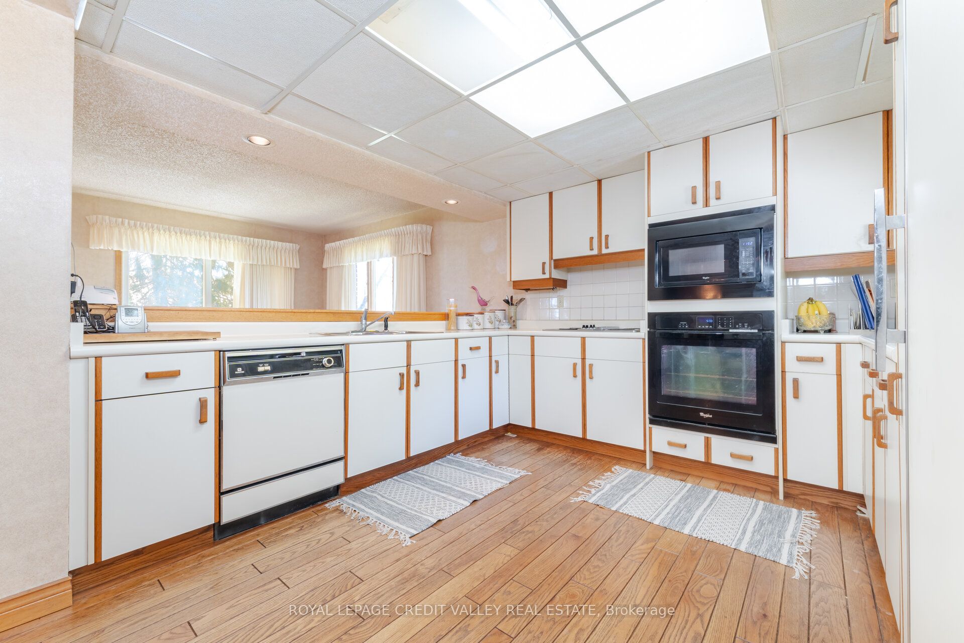17940 Airport Road Property Photo 15