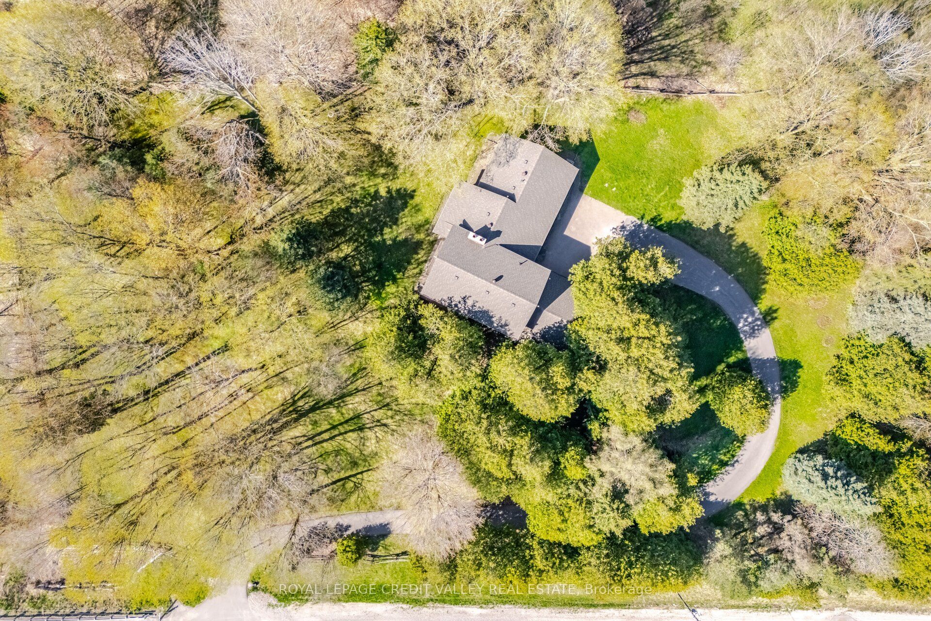 17940 Airport Road Property Photo 32