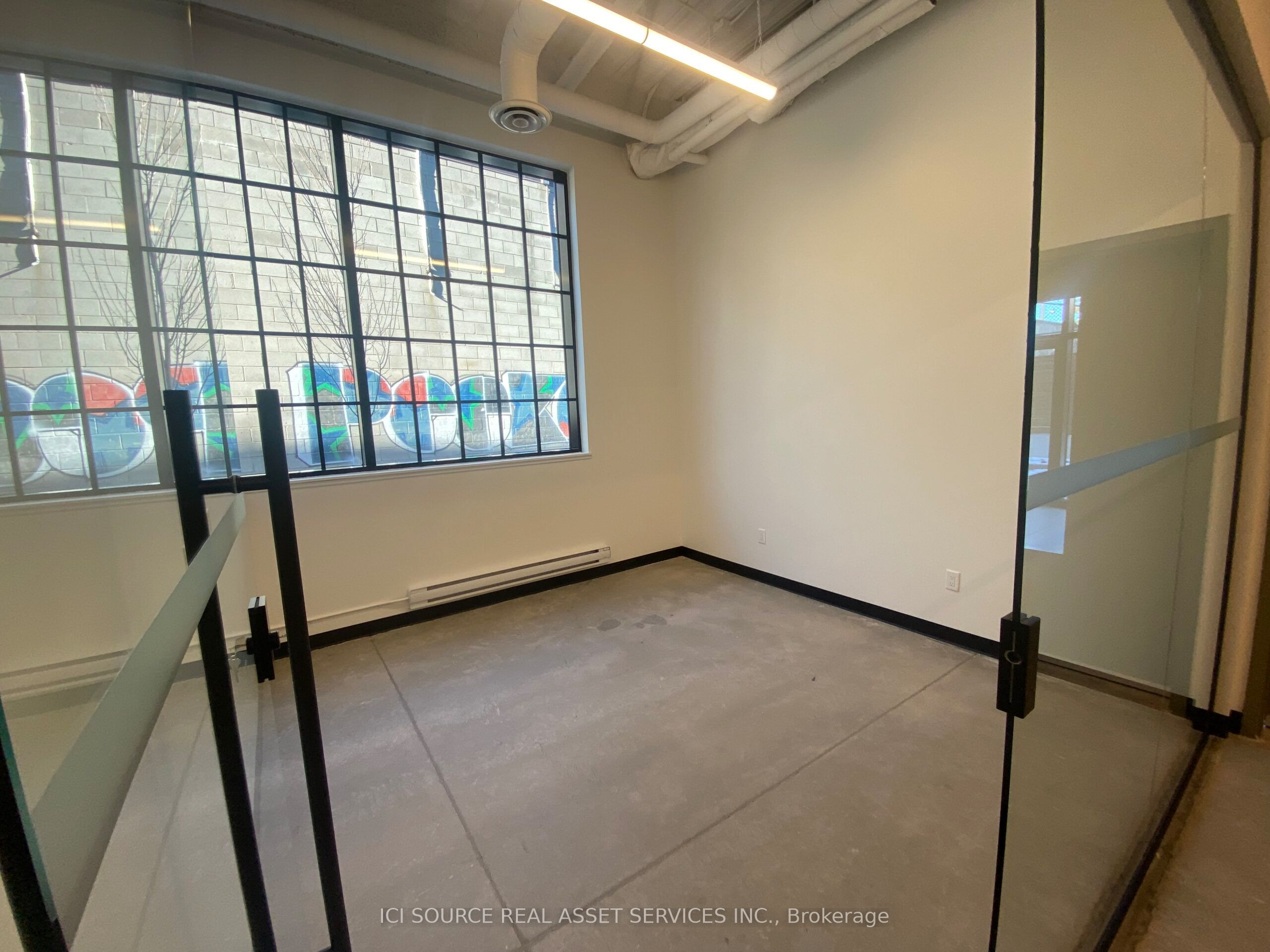#107 - 300 Geary Avenue Property Photo 2