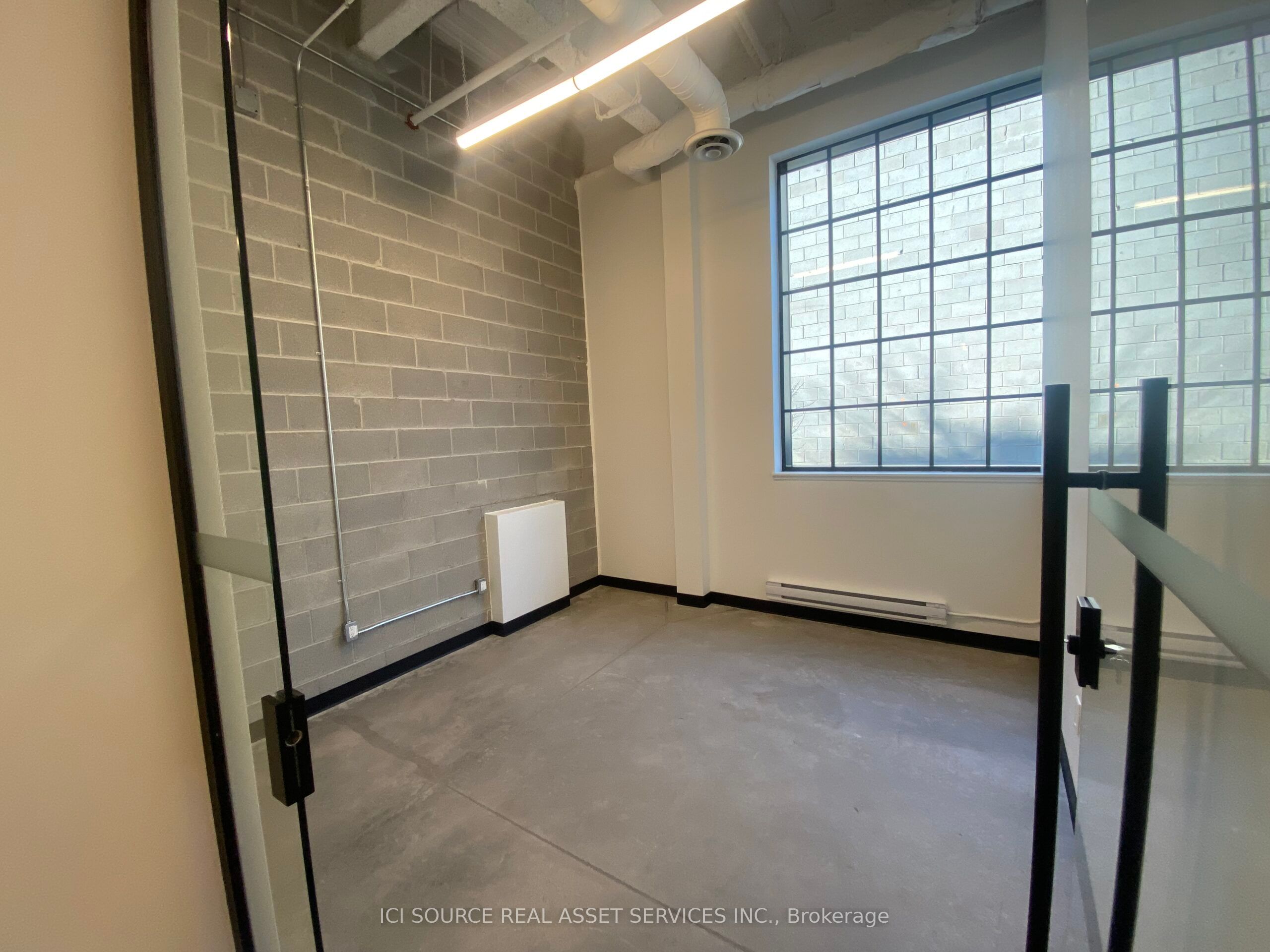 #107 - 300 Geary Avenue Property Photo 5