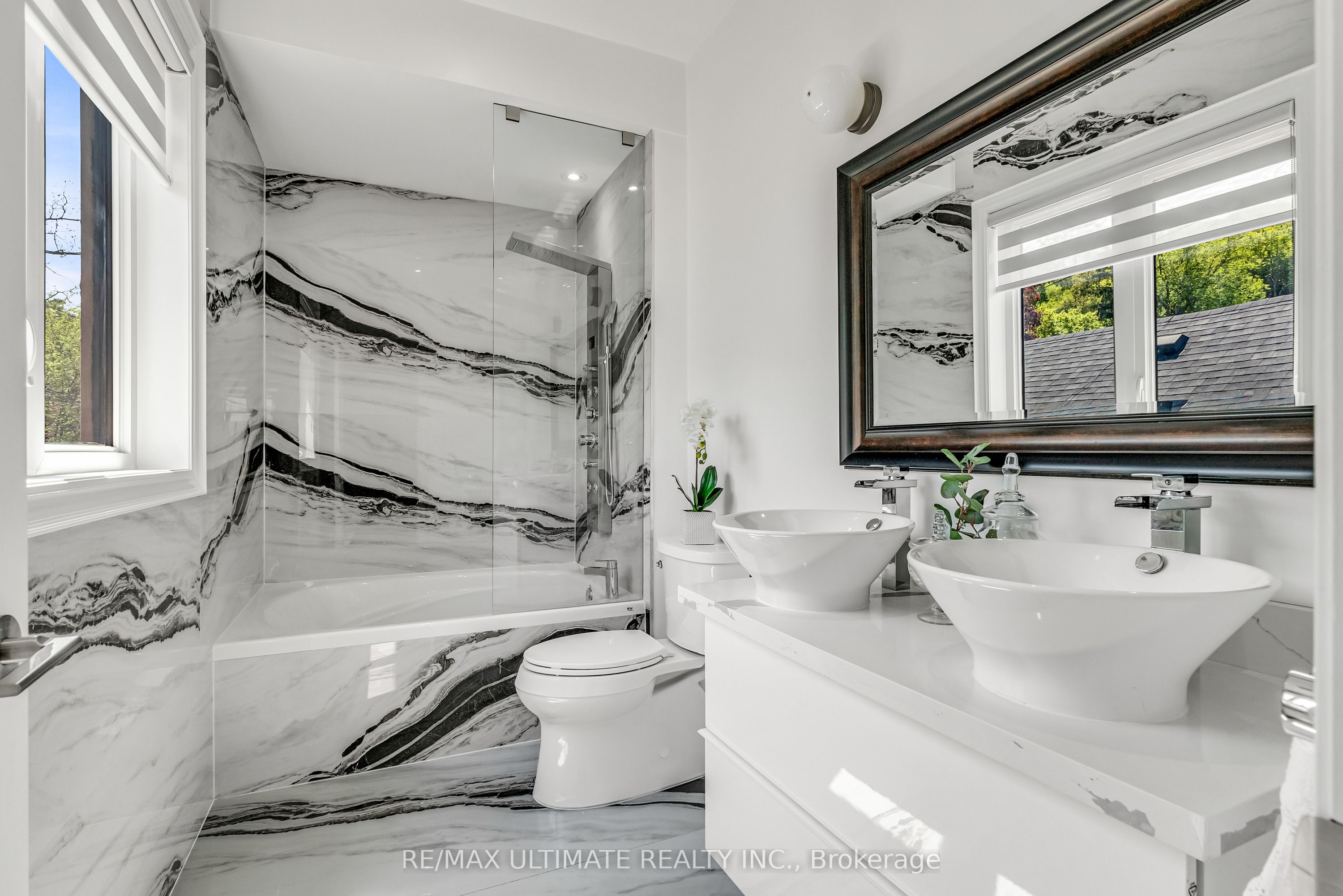 420 Harvie Avenue Property Photo 19