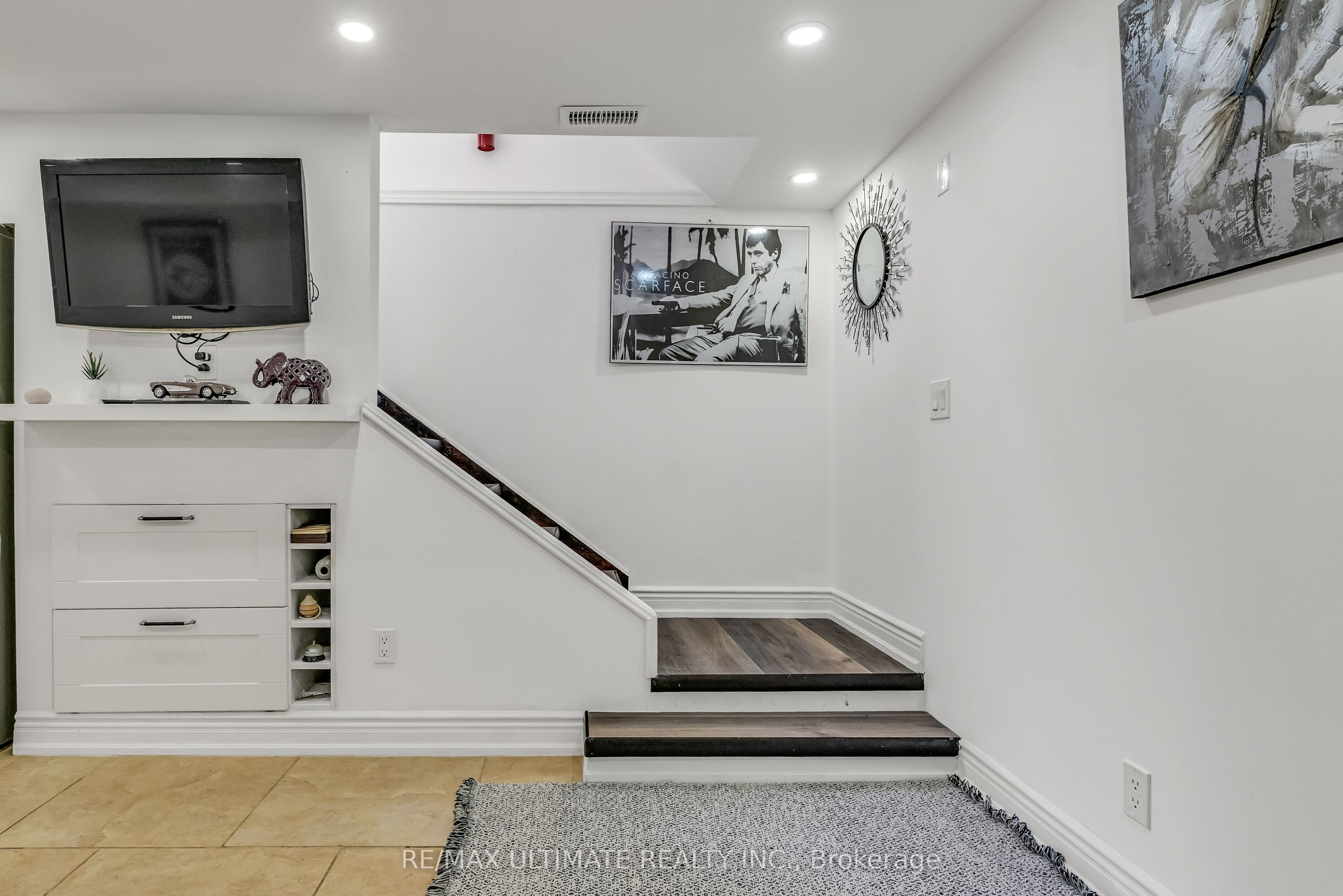 420 Harvie Avenue Property Photo 26