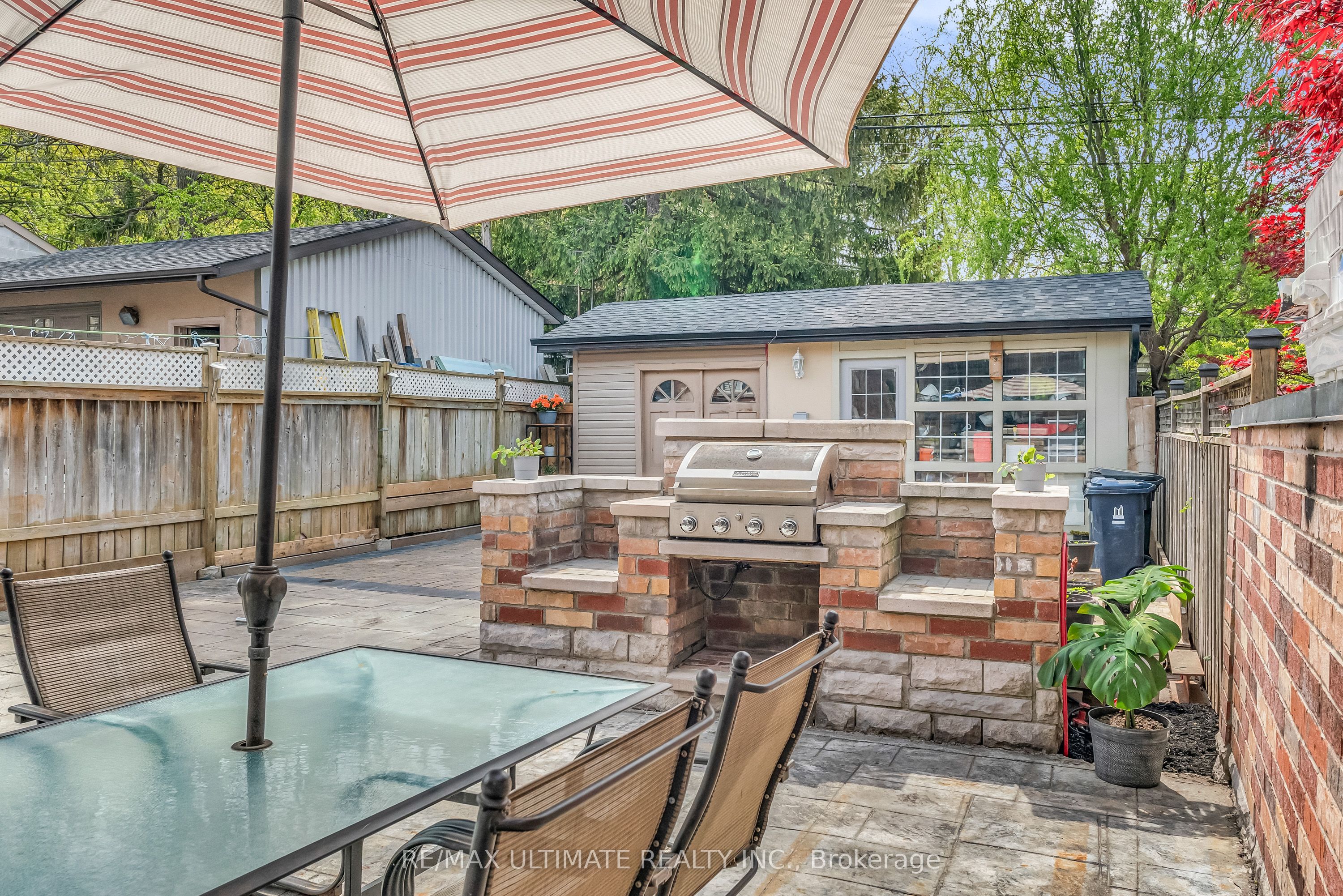 420 Harvie Avenue Property Photo 36