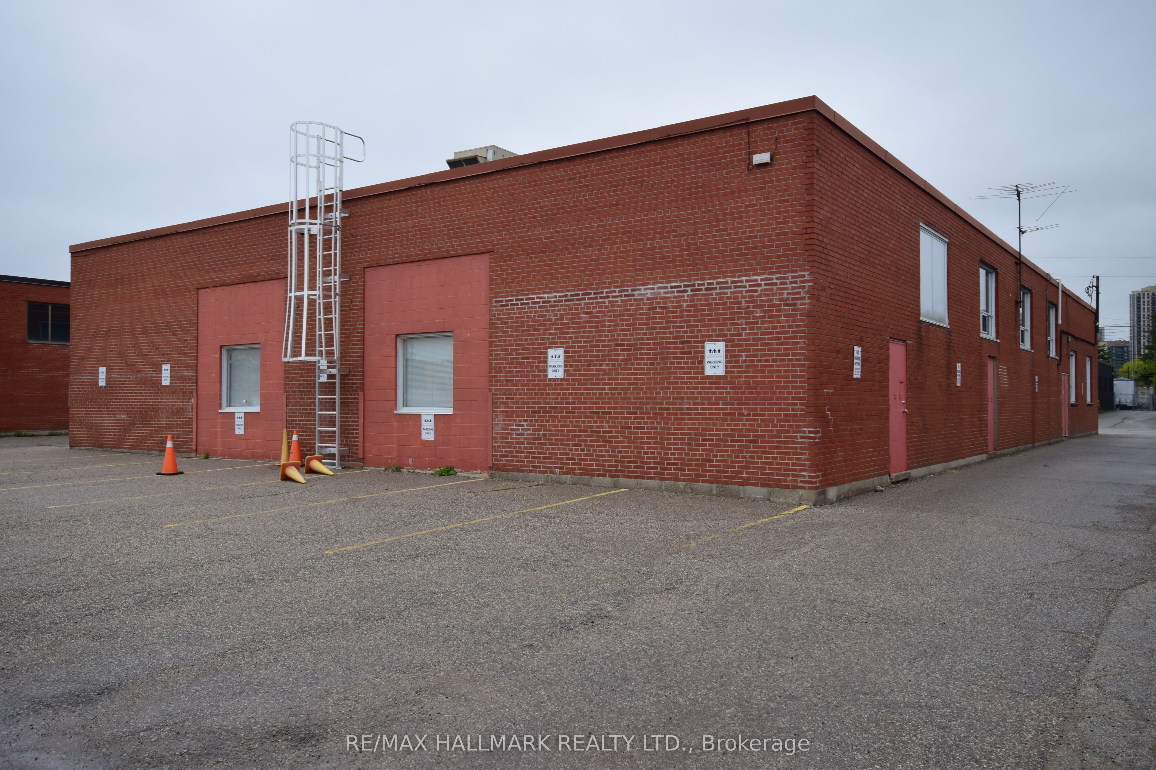 41 Chauncey Avenue Property Photo 28