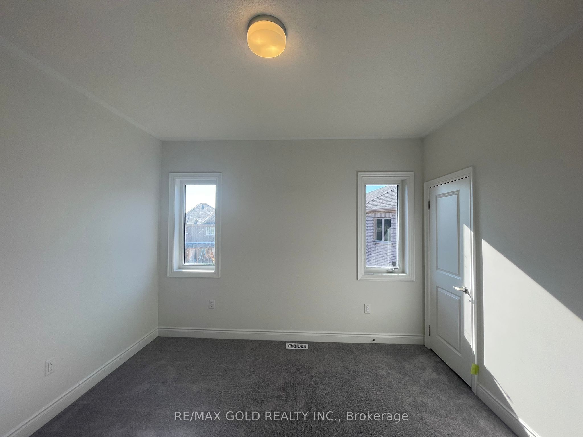 31 Dolomite Drive Property Photo 20