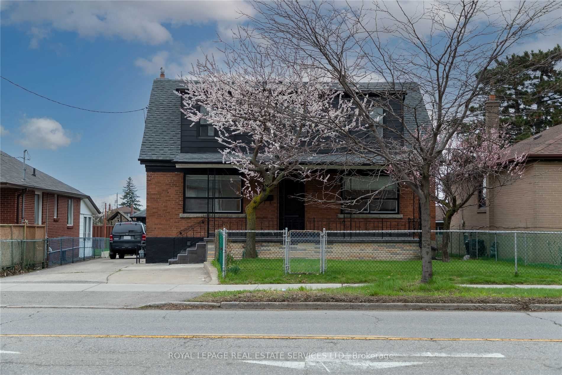 1010 Caledonia Road Property Photo 3
