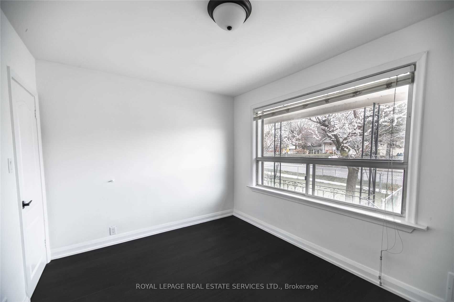 1010 Caledonia Road Property Photo 14