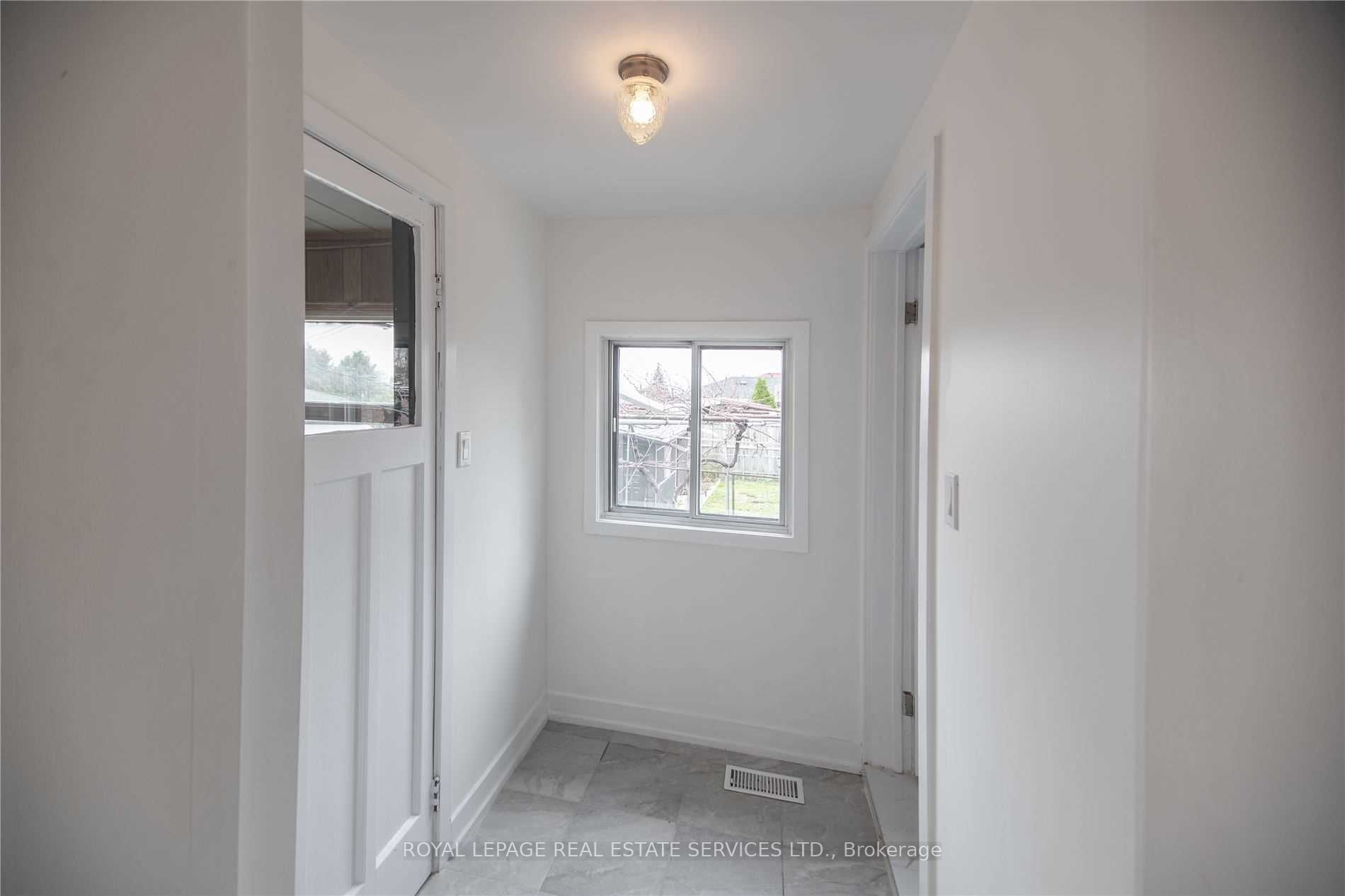 1010 Caledonia Road Property Photo 24