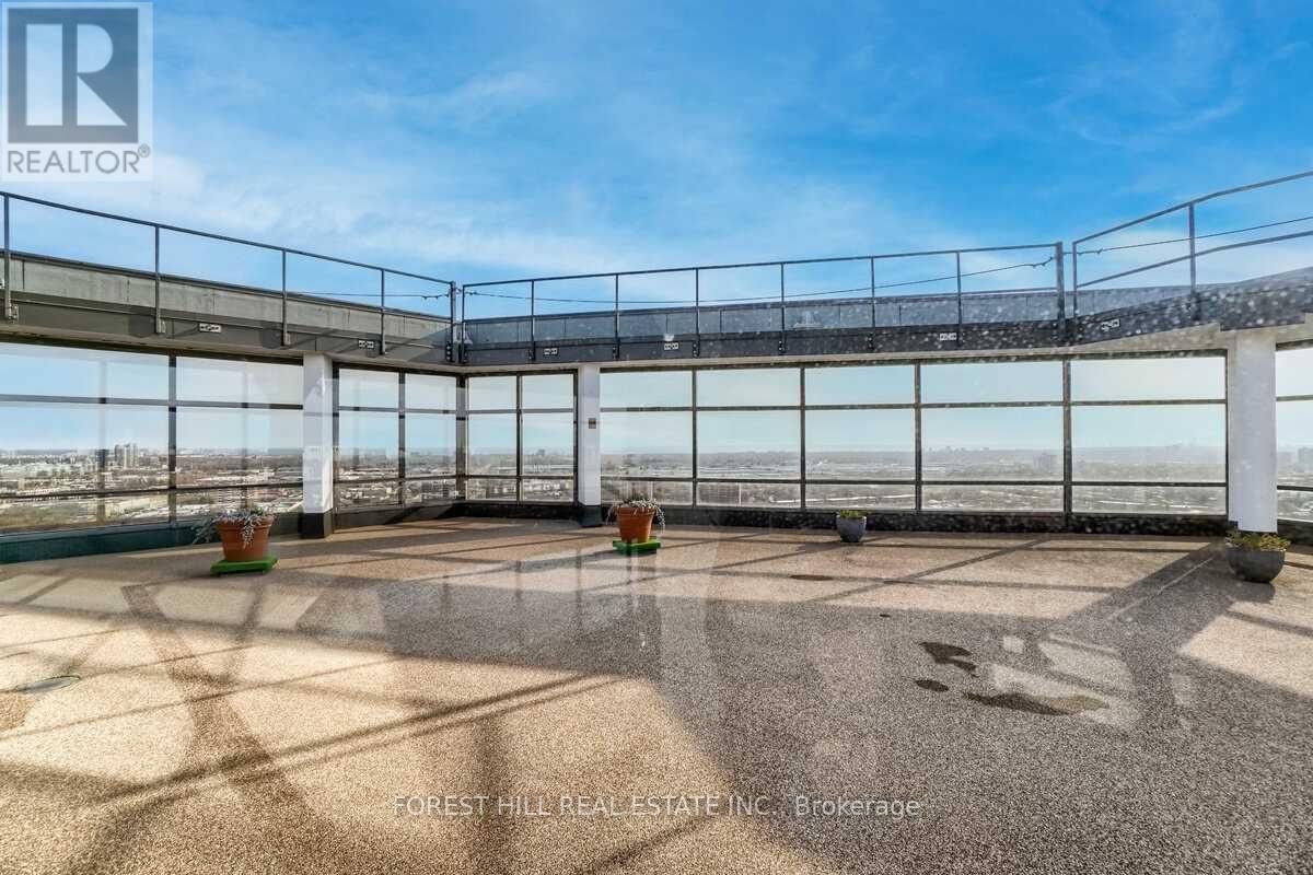#905 - 1300 Bloor Street Property Photo 8