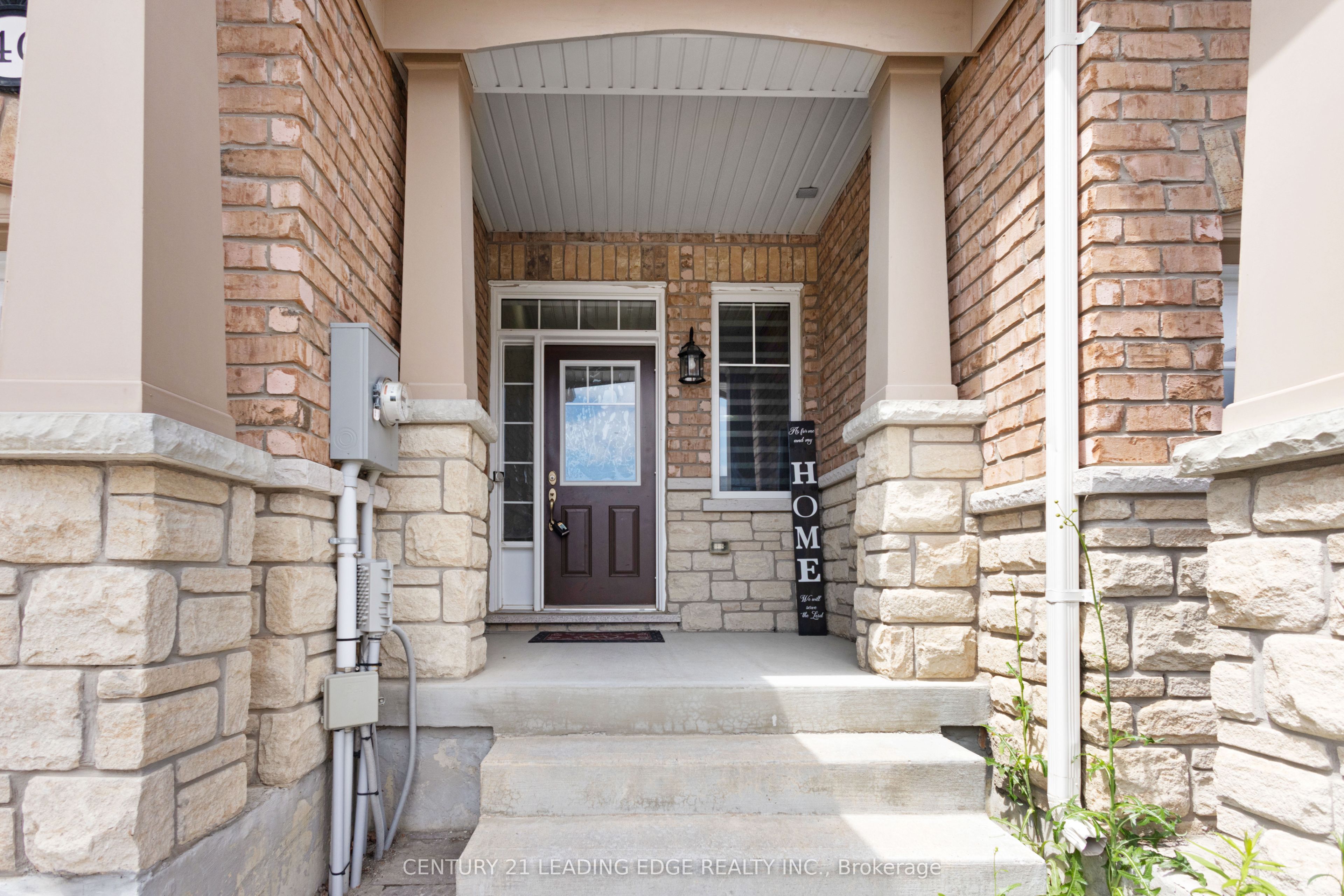 40 Abigail Crescent Property Photo 2