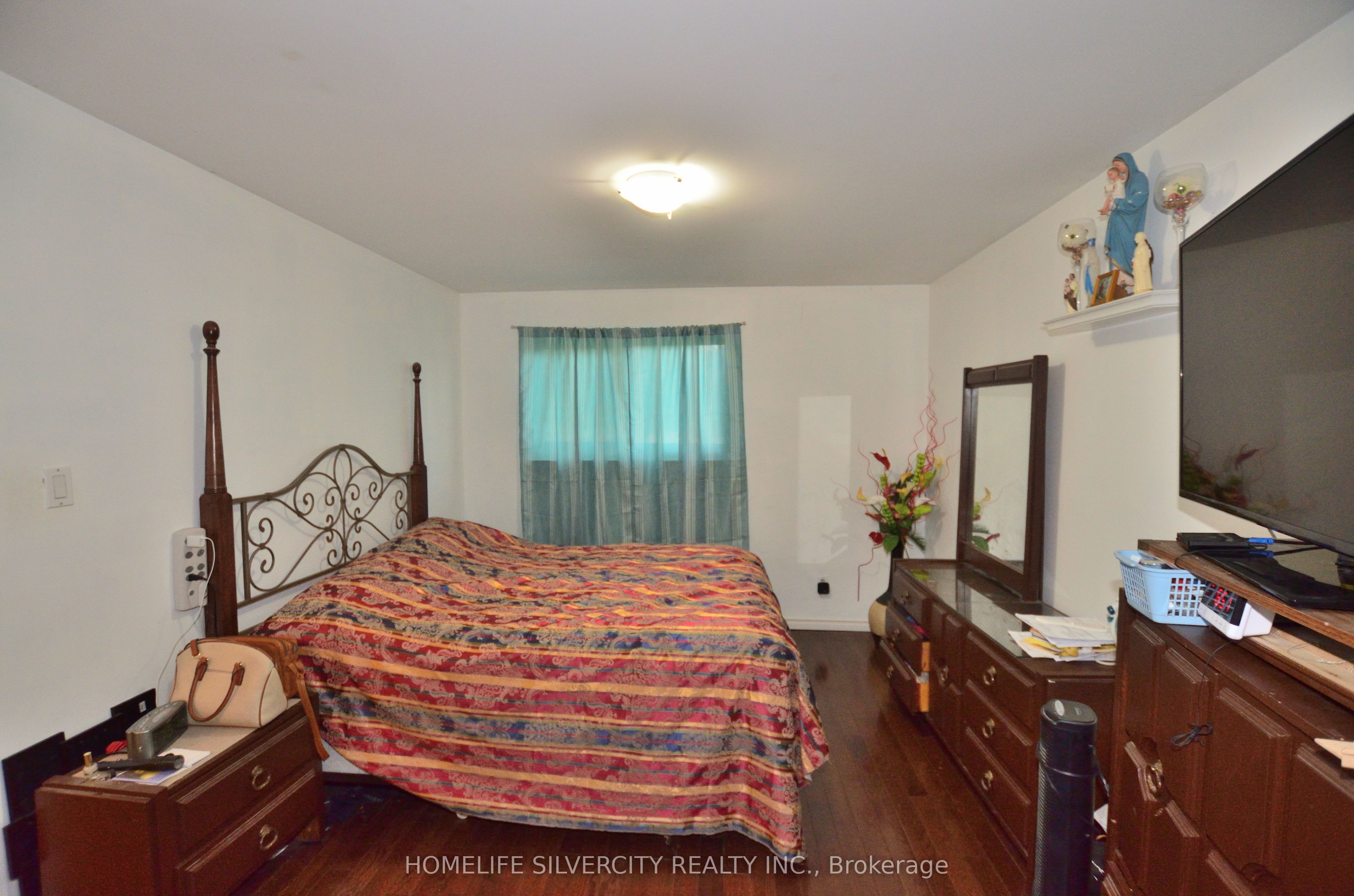35 Geneva Crescent Property Photo 23