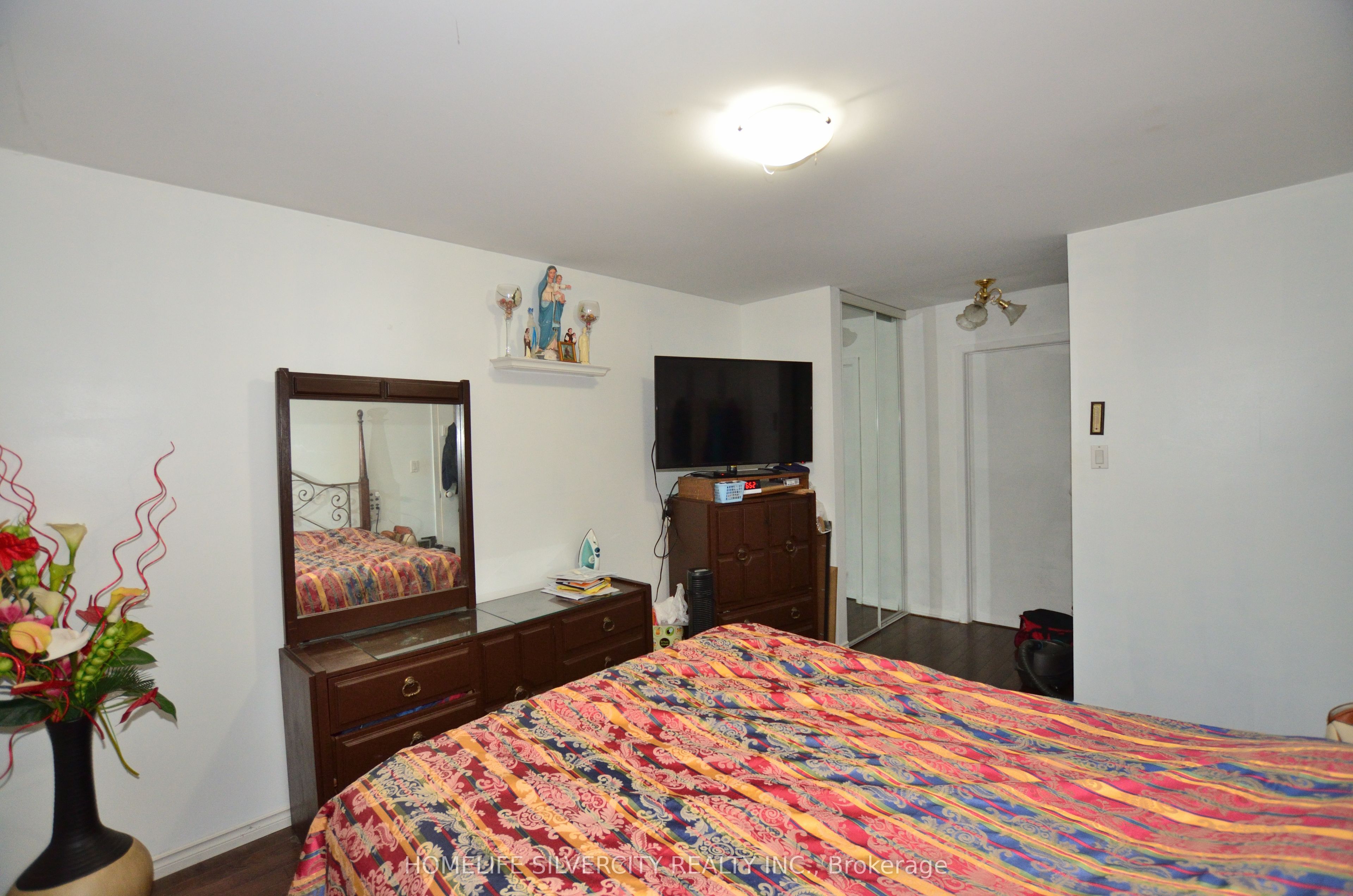 35 Geneva Crescent Property Photo 25