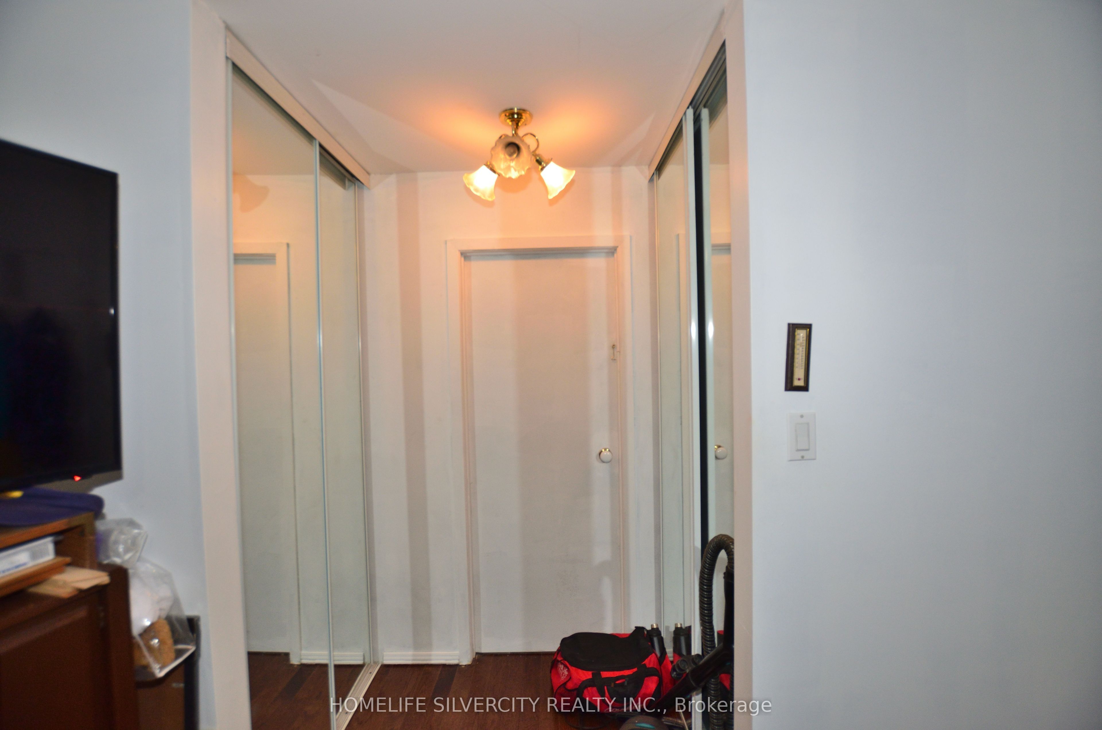 35 Geneva Crescent Property Photo 26