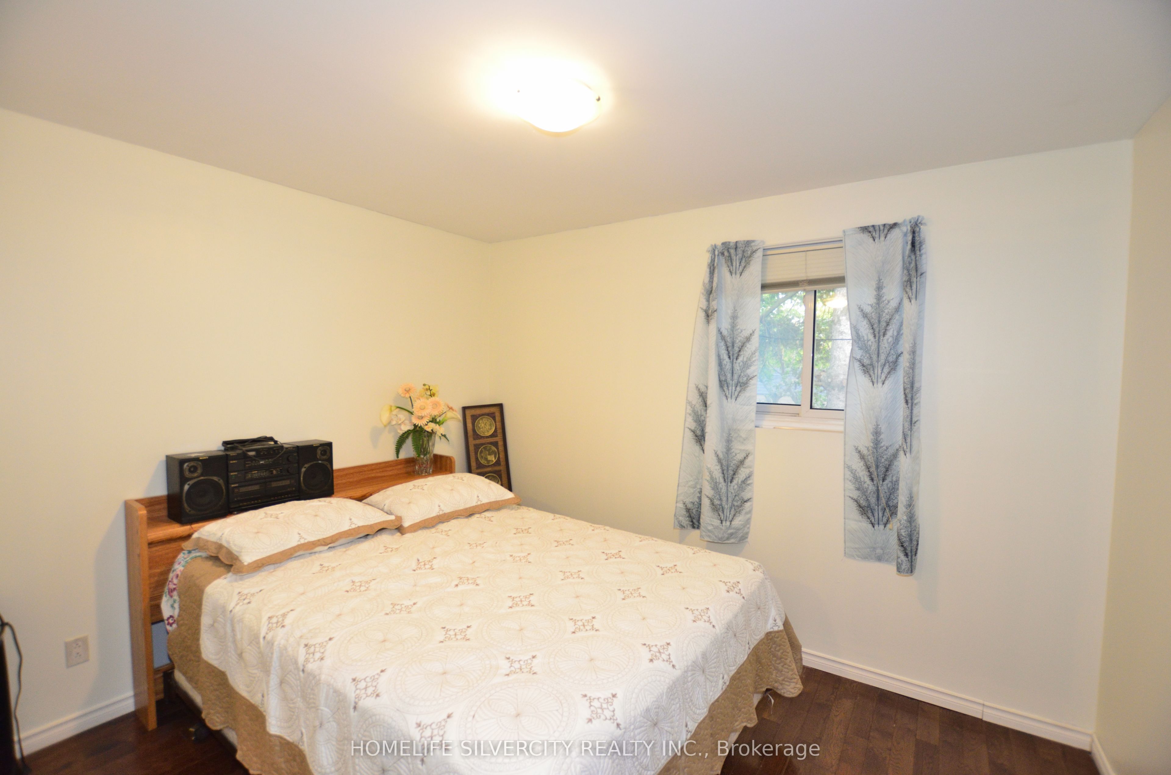 35 Geneva Crescent Property Photo 30