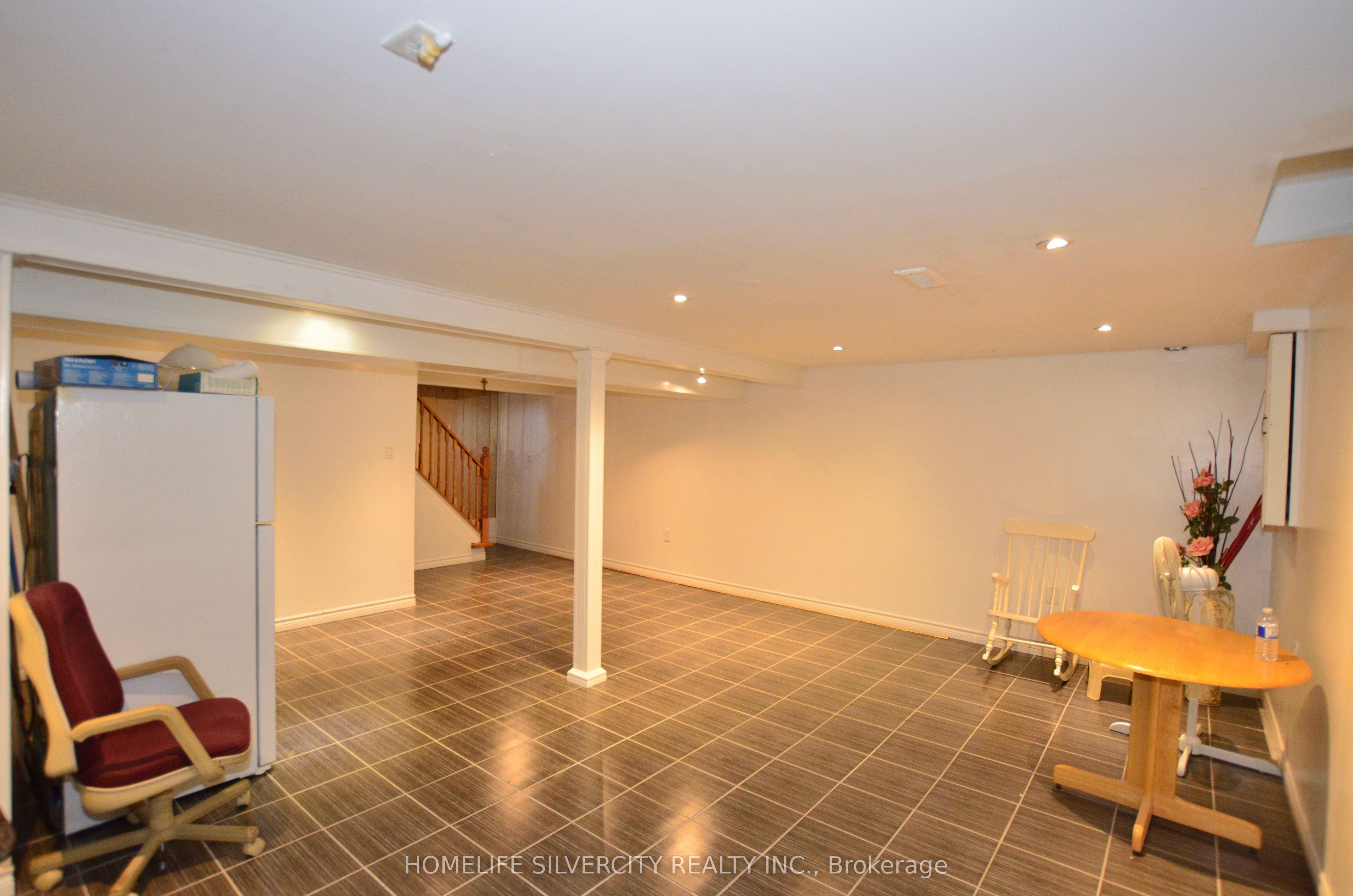 35 Geneva Crescent Property Photo 39