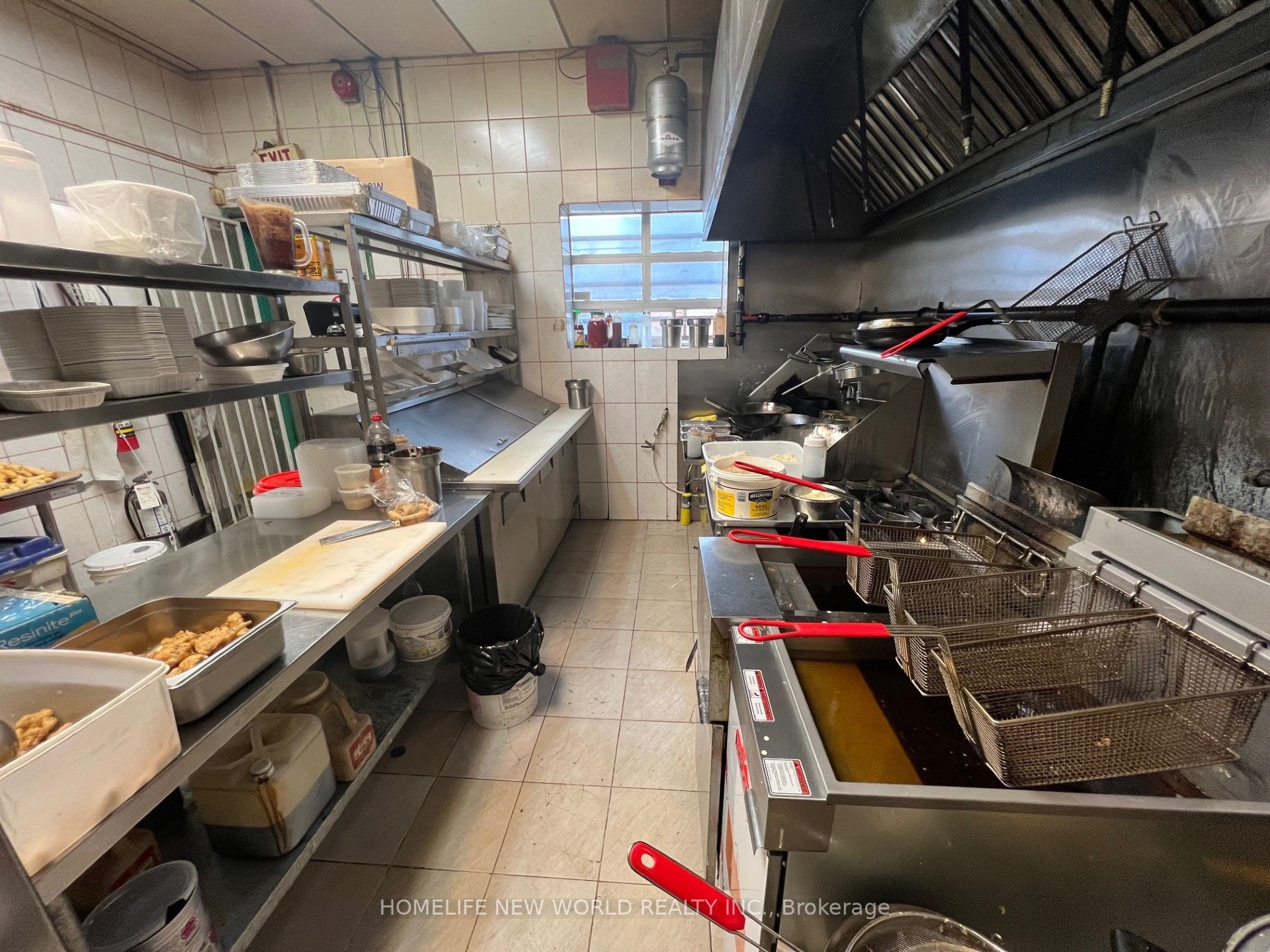 1662 Eglinton Avenue W Gnd+bmt Property Photo 12