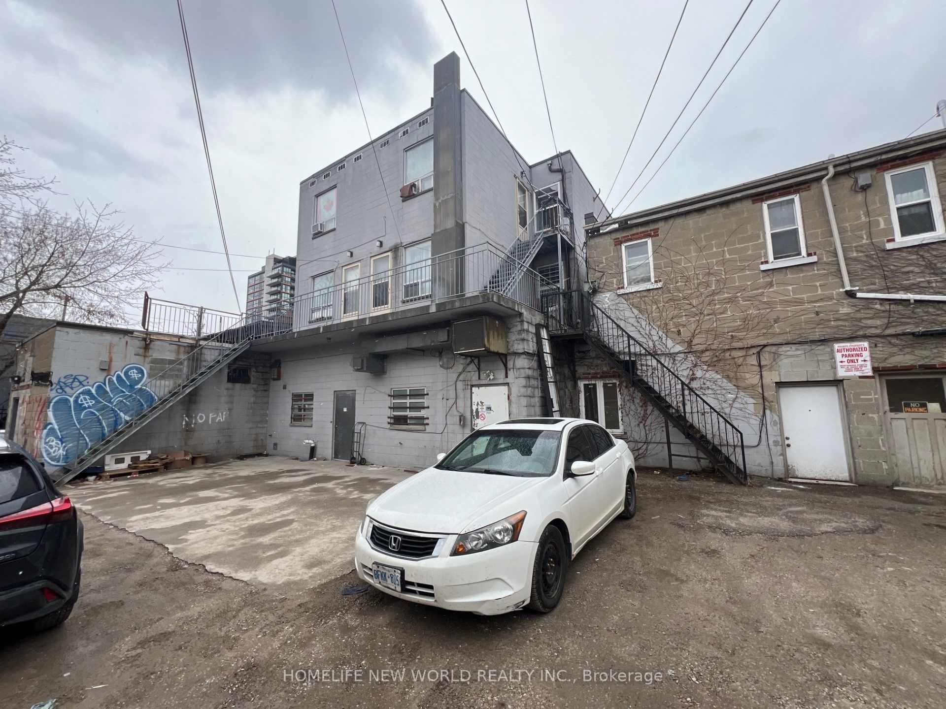 1662 Eglinton Avenue W Gnd+bmt Property Photo 20