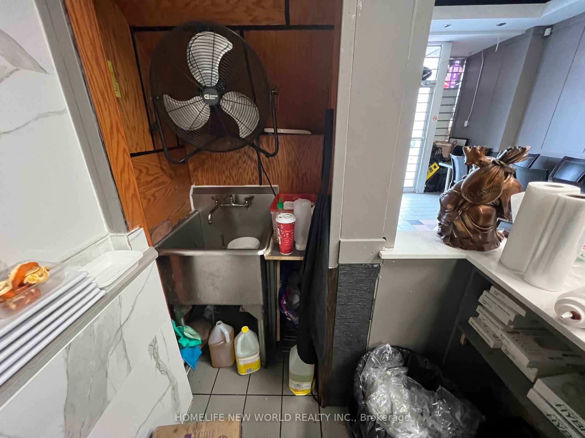 1662 Eglinton Avenue W Gnd+bmt Property Photo 26