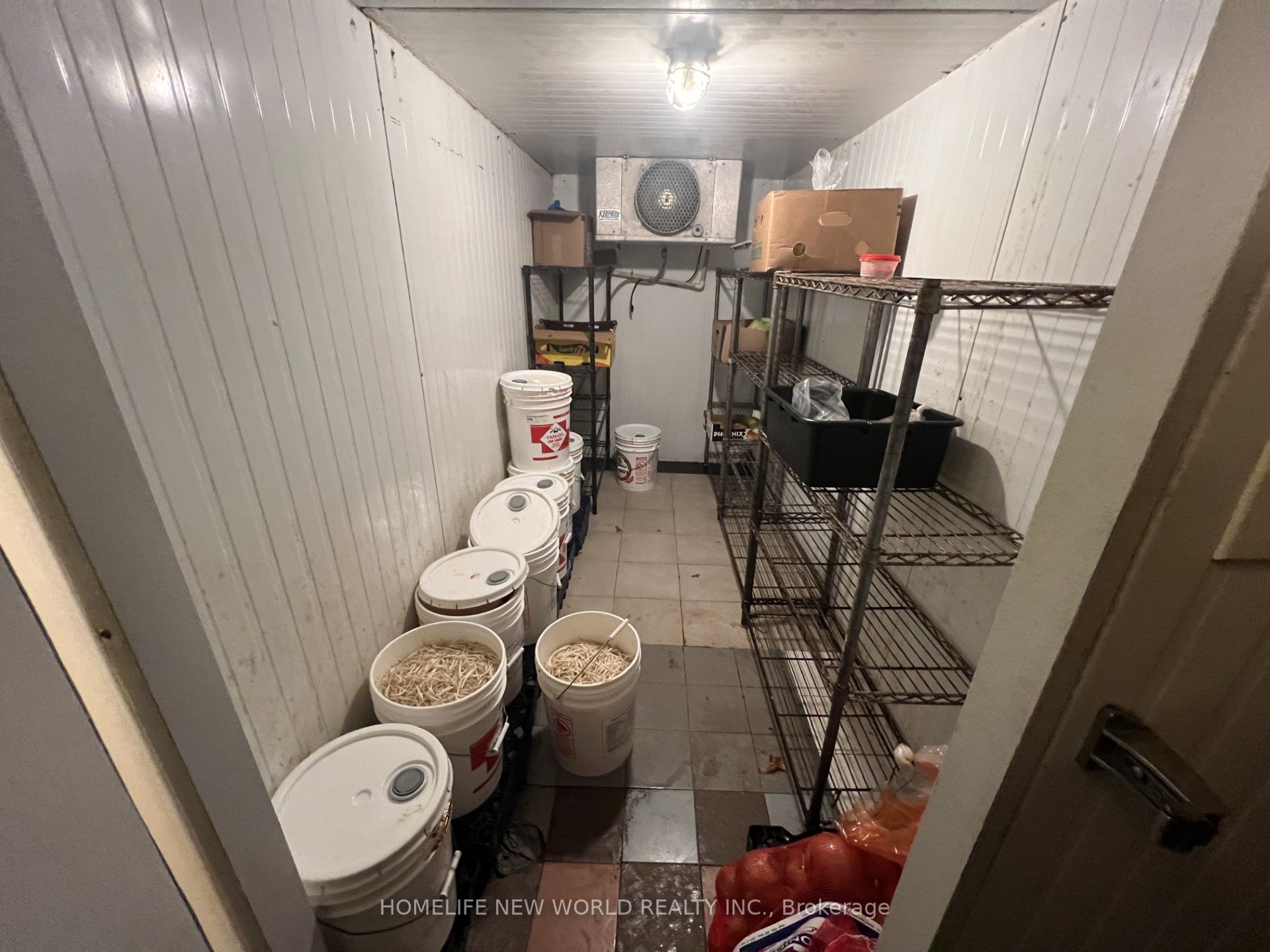 1662 Eglinton Avenue W Gnd+bmt Property Photo 39