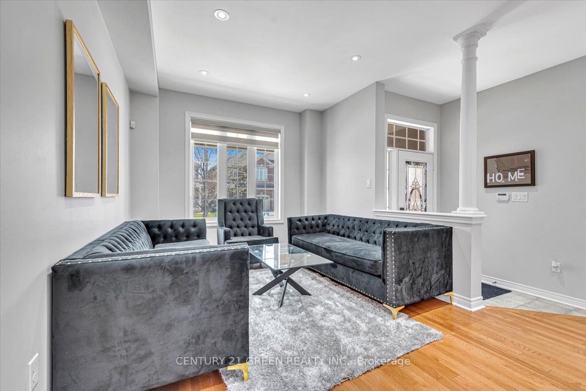 7 Accent Circle Property Photo 7
