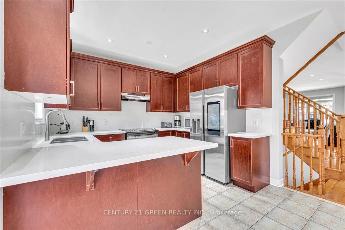 7 Accent Circle Property Photo 14