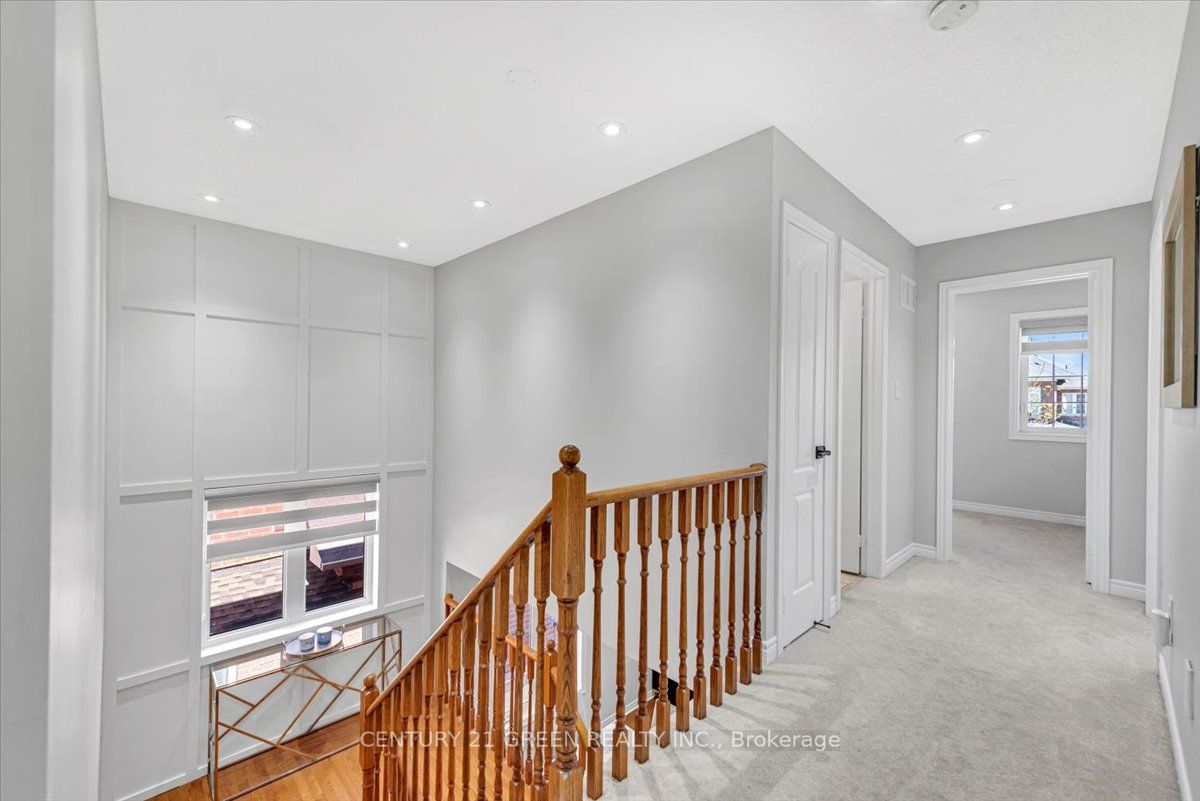 7 Accent Circle Property Photo 18