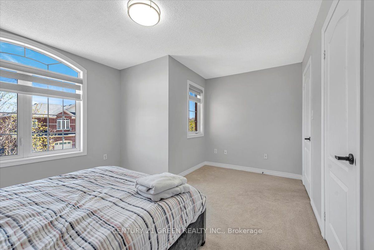 7 Accent Circle Property Photo 21