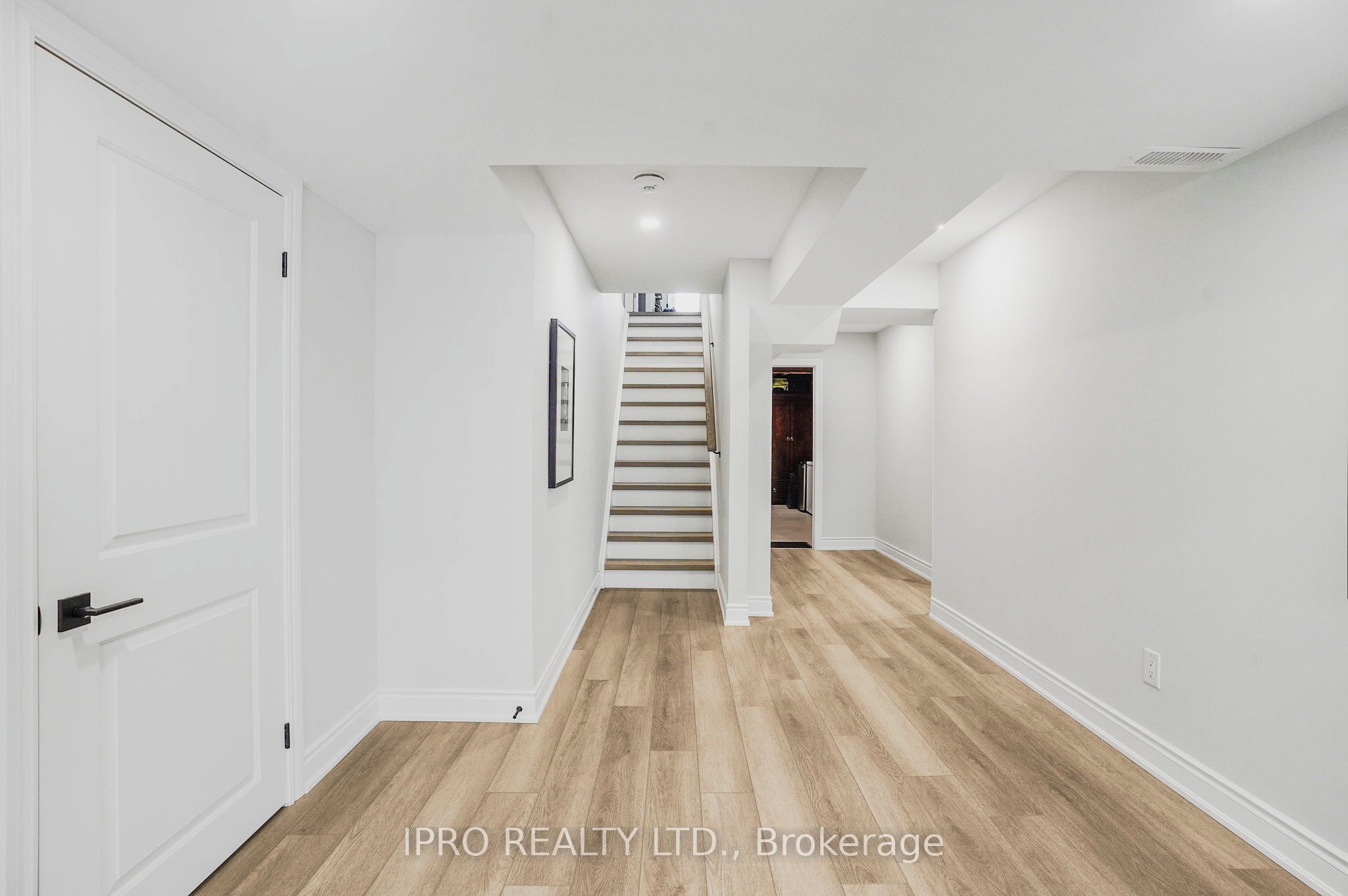 383 Wettlaufer Terrace Property Photo 24