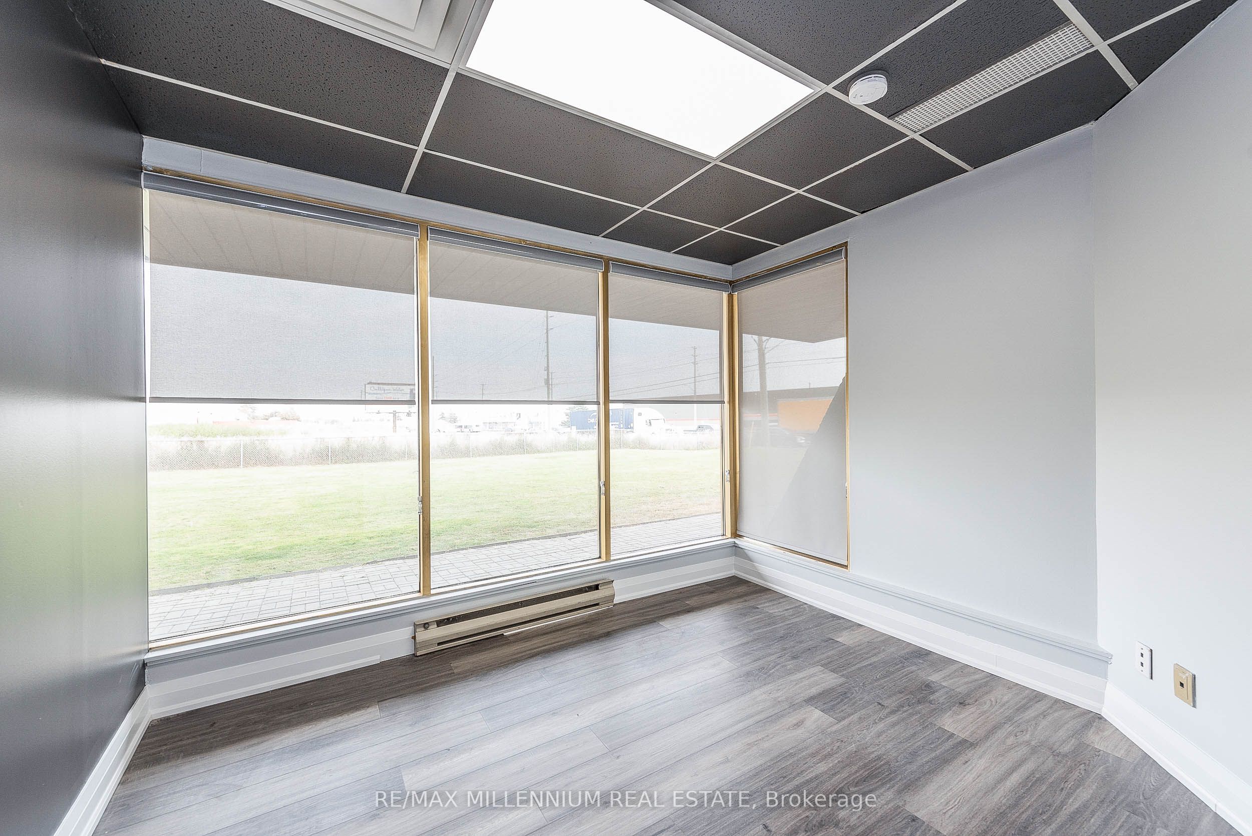1300 Steeles Avenue 110 Property Photo 4