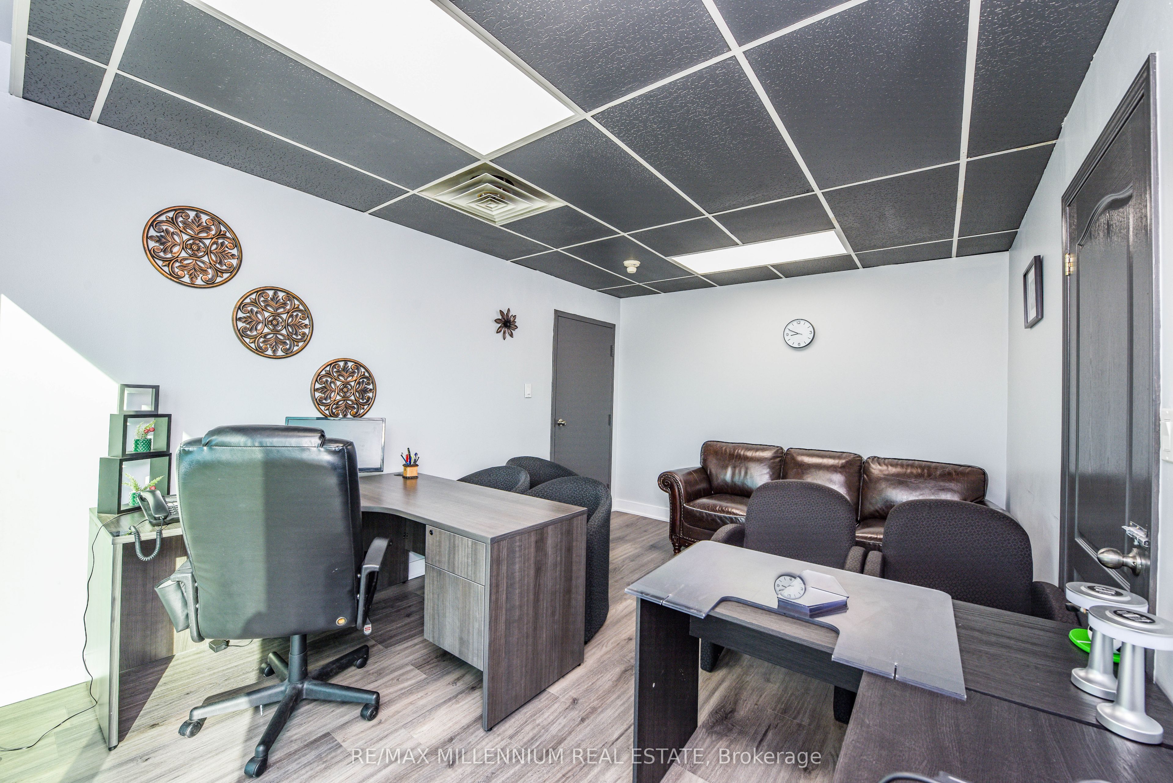 1300 Steeles Avenue 220 Property Photo 7