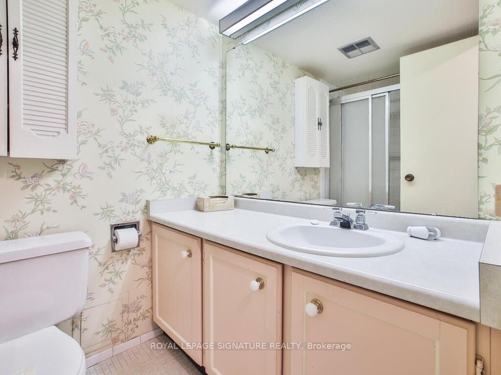 #f19 - 288 Mill Road Property Photo 28