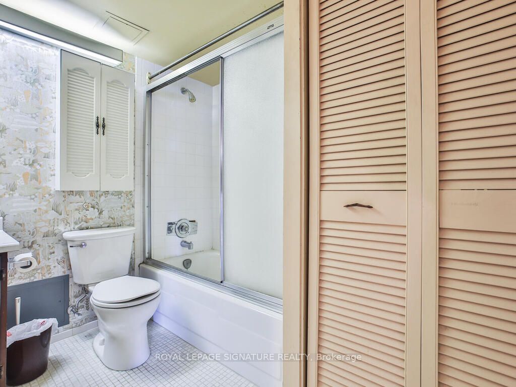 #f19 - 288 Mill Road Property Photo 33