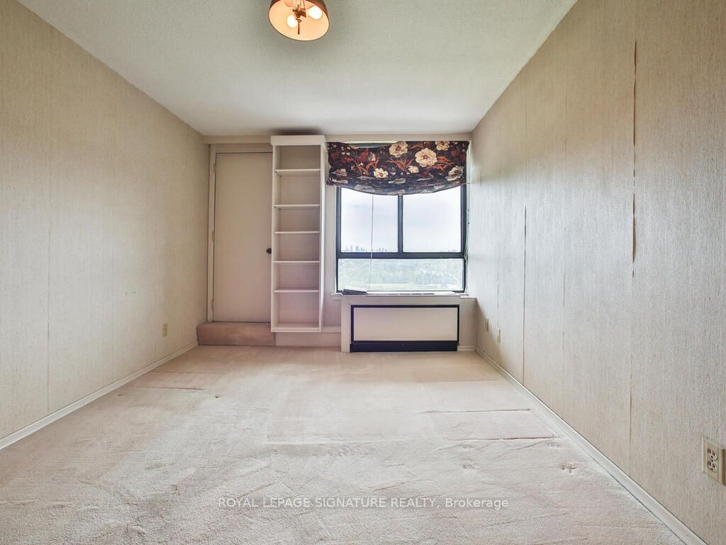 #f19 - 288 Mill Road Property Photo 37