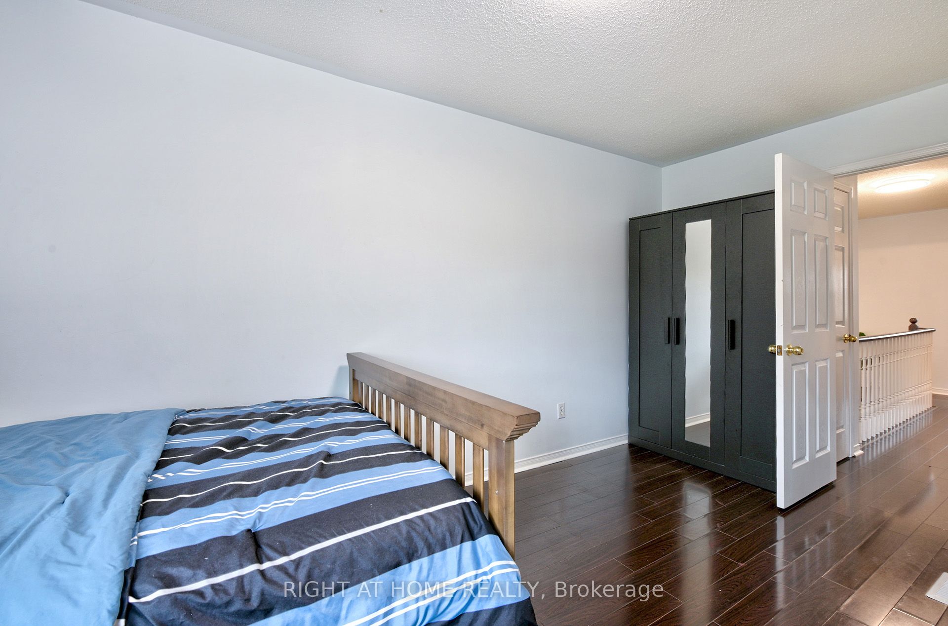 4600 Kimbermount Avenue 13 Property Photo 14