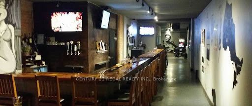 962 Bloor Street W Property Photo 2