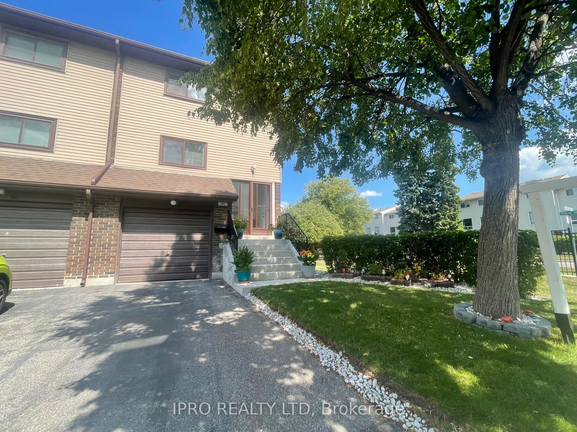 66 Carleton Place Property Photo 1