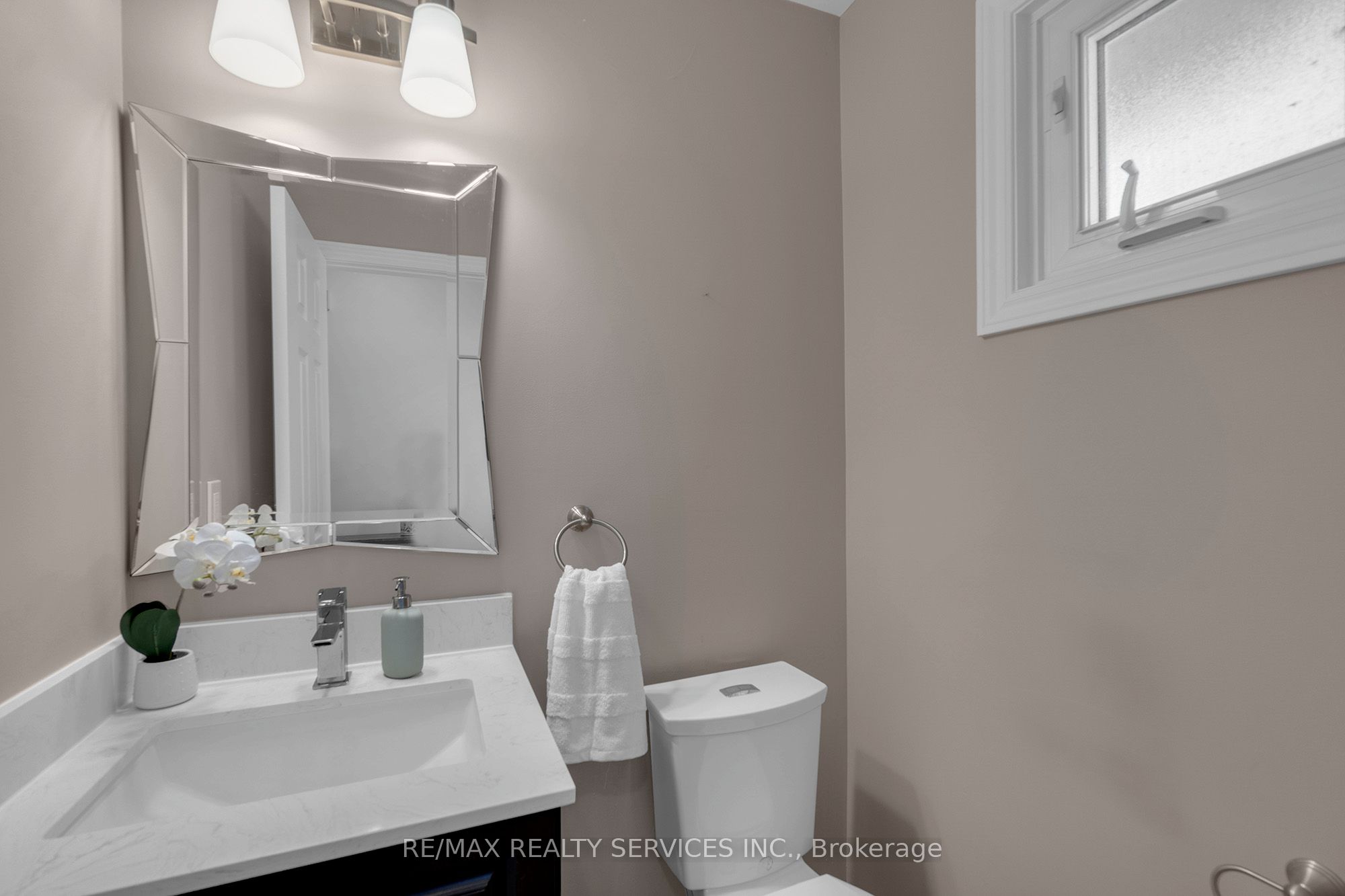 13 Cashel Street Property Photo 18